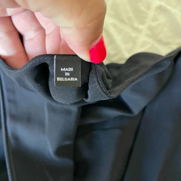 Armani Collezioni black cinched waist midi dress - Picture 11 of 13